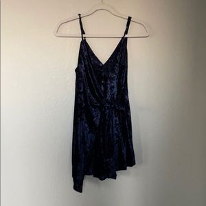 Crinkled velvet dressy romper